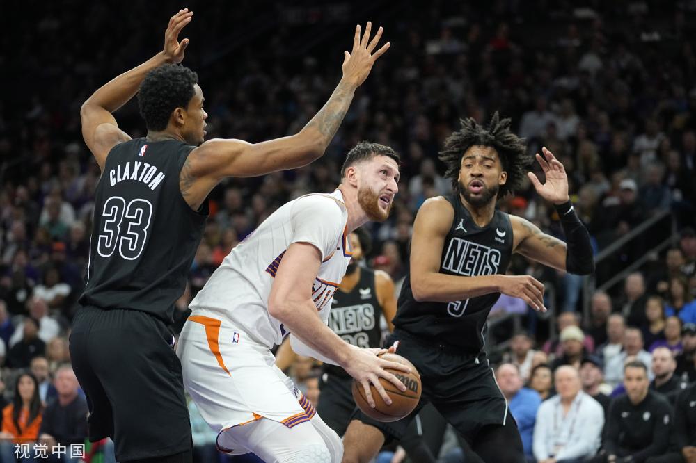 随着纽卡斯 随着纽卡斯