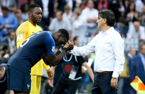 年轻球员在 年轻球员在